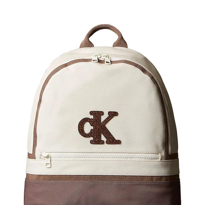 Calvin Klein Jeans çocuk sırt çantası