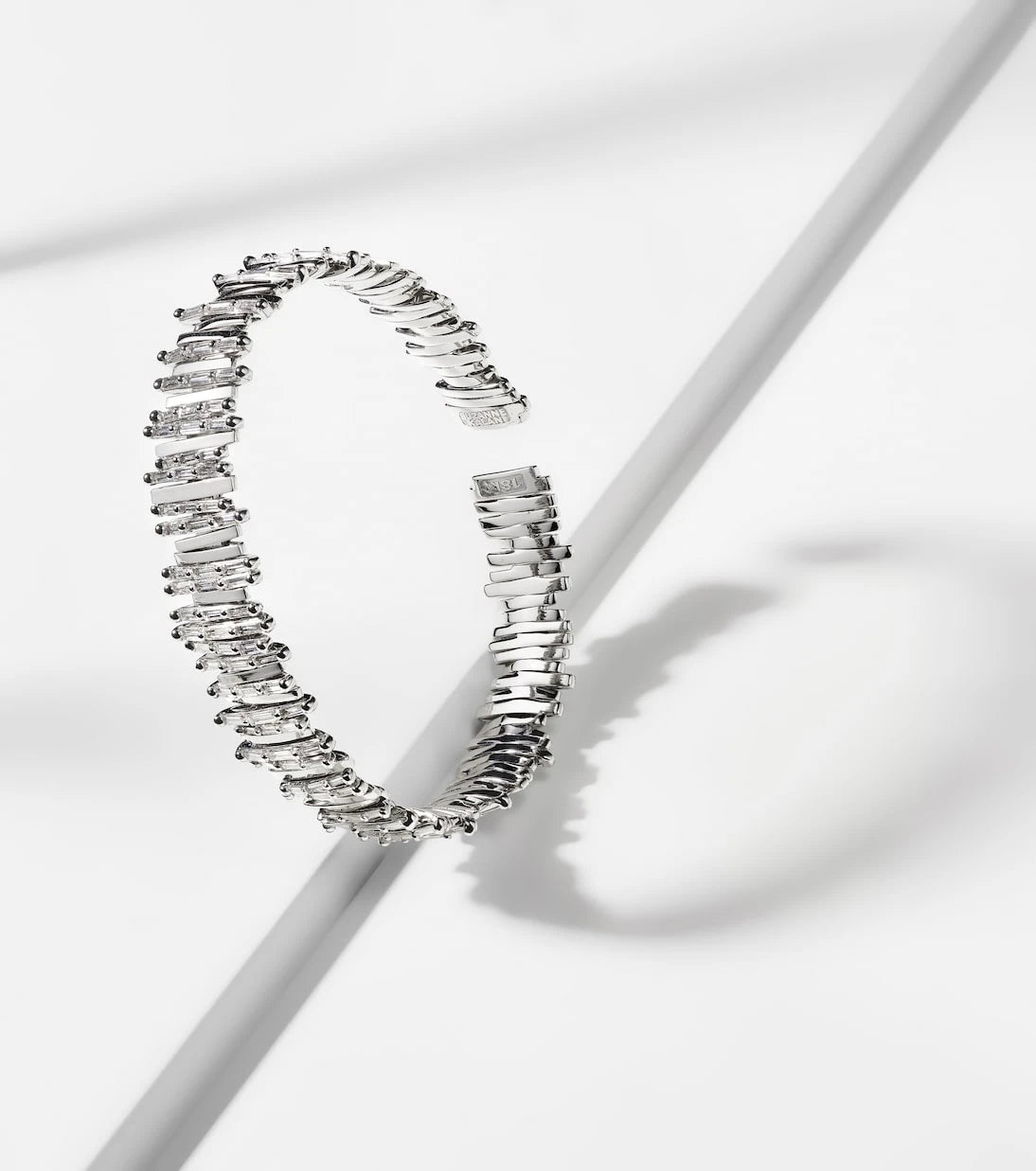Suzanne Kalan - Classic Milli 18kt white gold bangle with diamonds