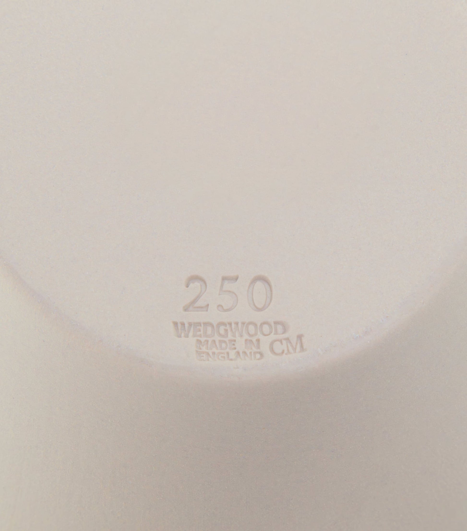 Magnolia Blossom Bud Vase (14cm)