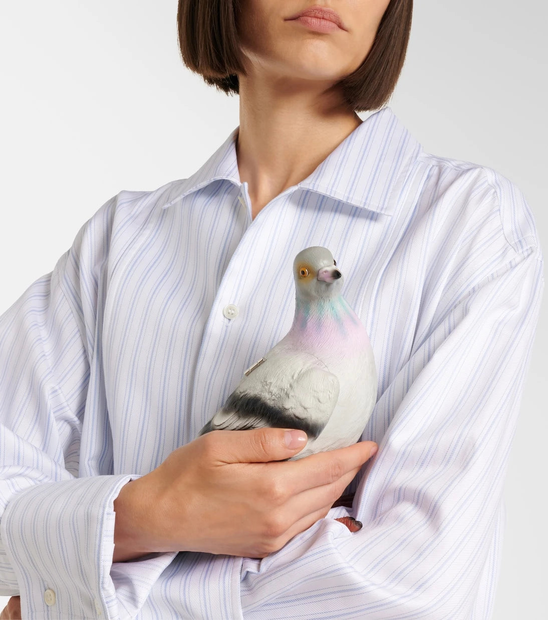 JW Anderson - Pigeon clutch