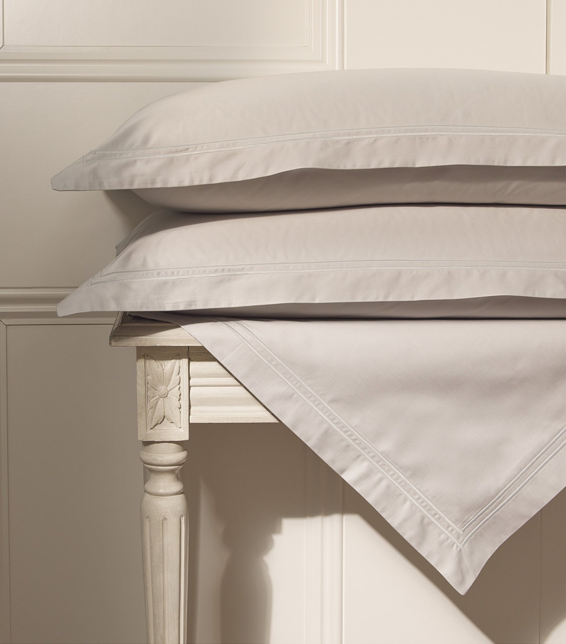 Brompton II Single Flat Sheet (180cm x 260cm)