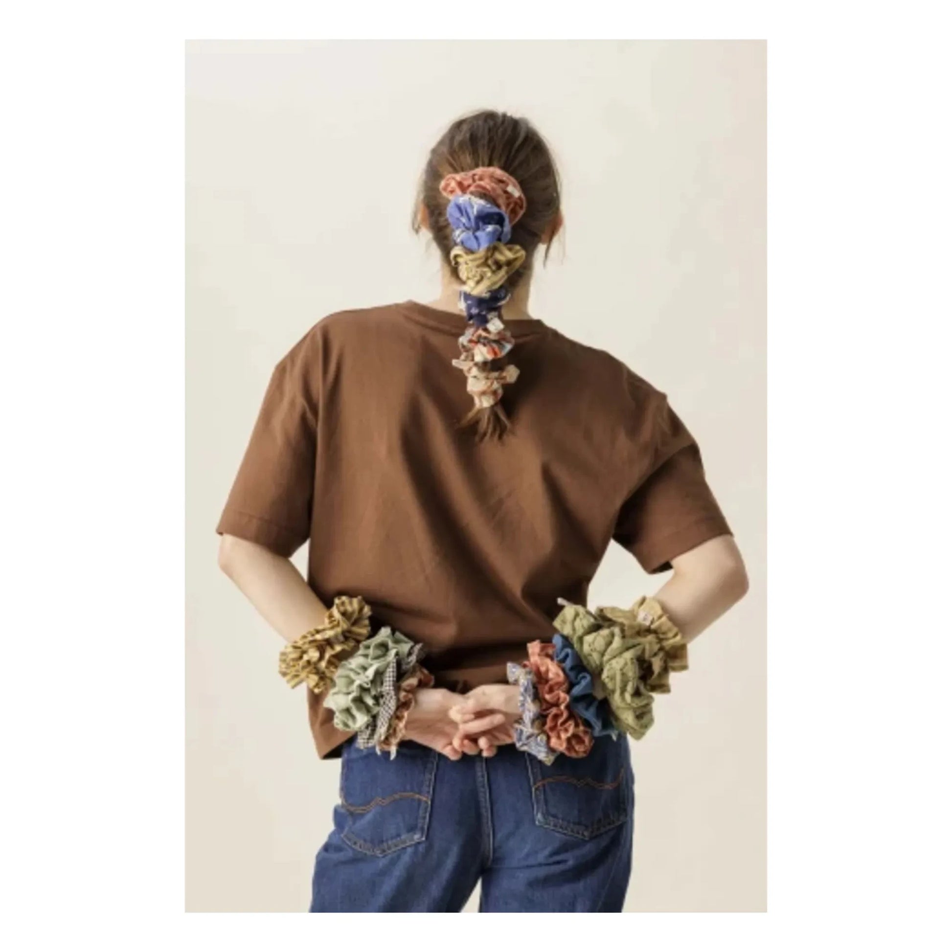 Apaches - Chouchou Manjuk | Cream