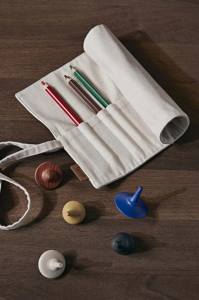 Въртяща се играчка ferm LIVING Spin Tops (5 броя)