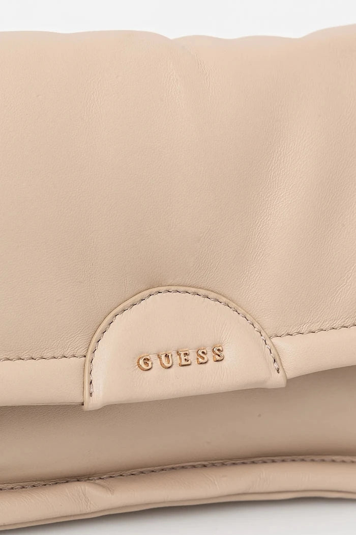 Кожена чанта Guess EVA