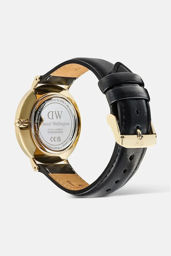 Часовник Daniel Wellington