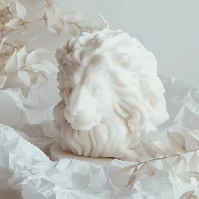 Декоративна свещ Temida Lion 515 g