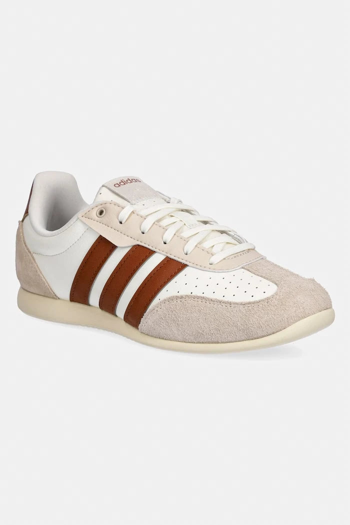 Маратонки adidas Barreda L0