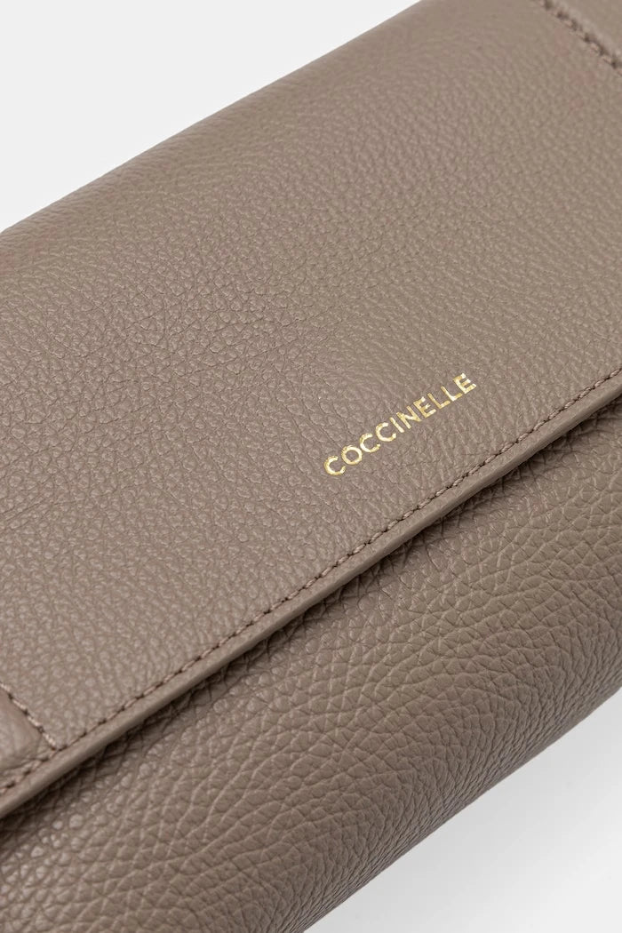 Coccinelle Kadın Deri Crossbody Çanta