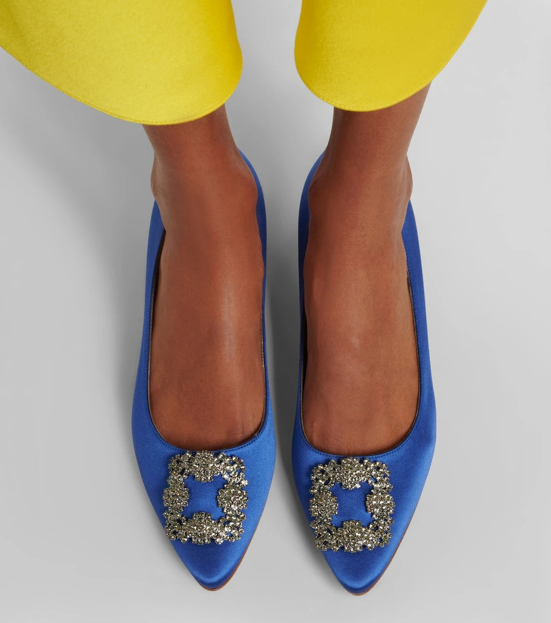 Manolo Blahnik - Hangisi embellished satin pumps
