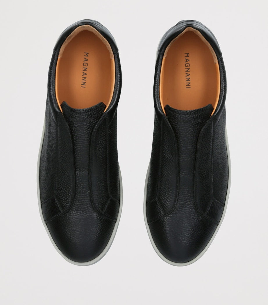 Magnanni Leather Slip-On Sneakers