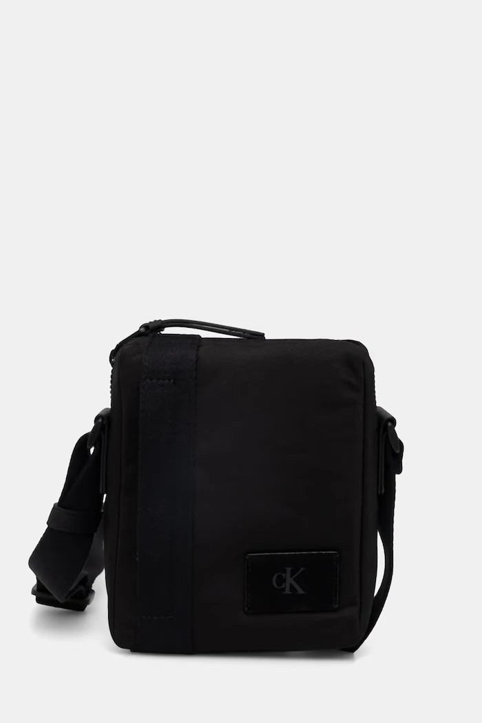 Calvin Klein мъжка чанта през рамо