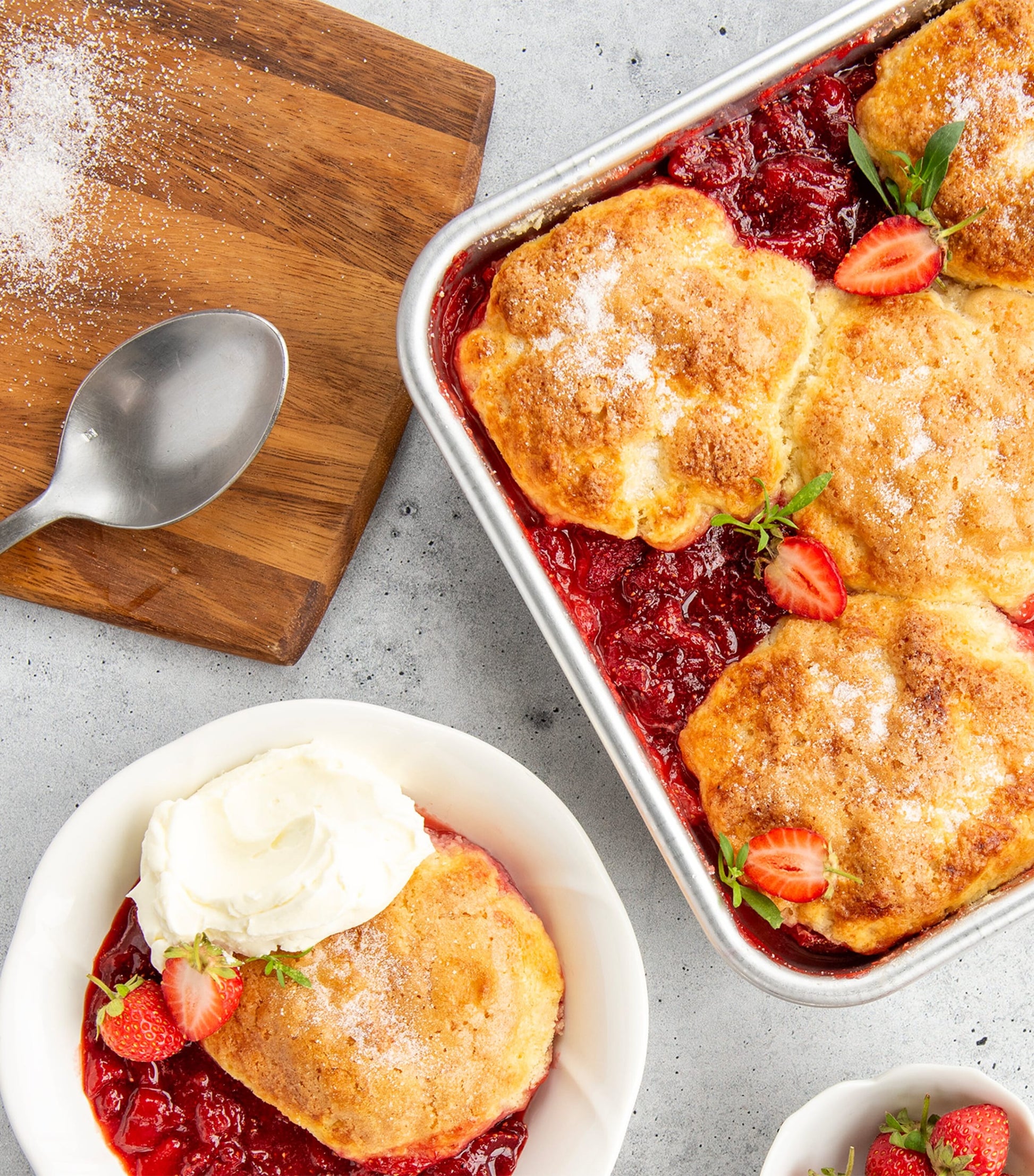 Nordic Ware Aluminium Naturals Square Cake Tin (24.5cm)