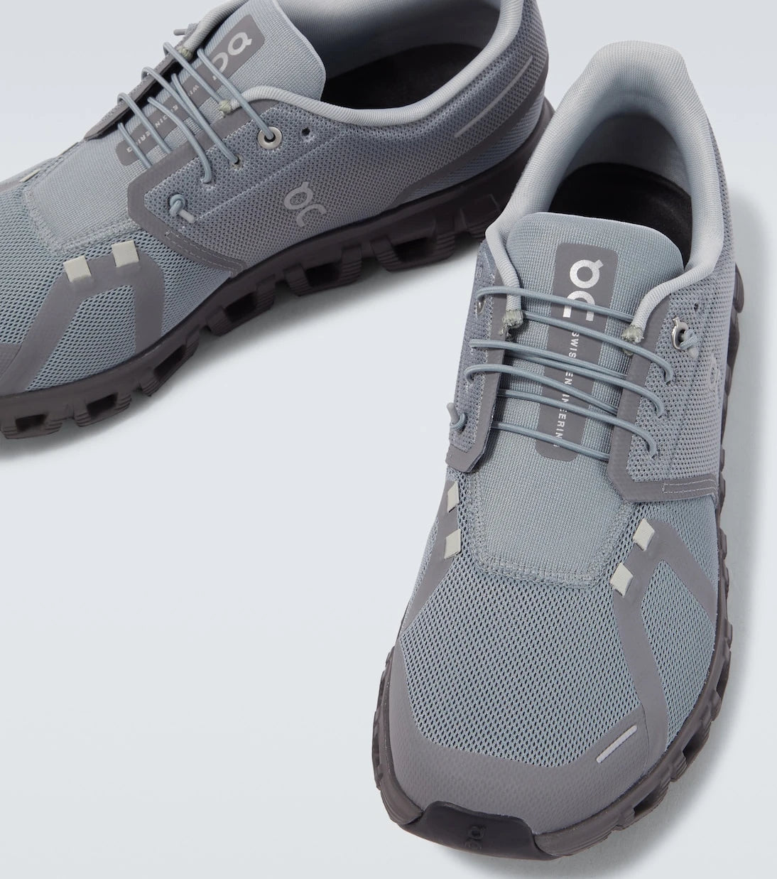 On - Cloud 6 running shoes