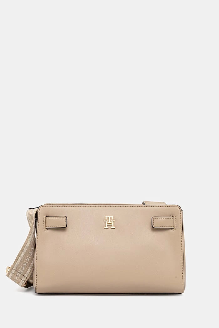 Tommy Hilfiger kadın crossbody çanta