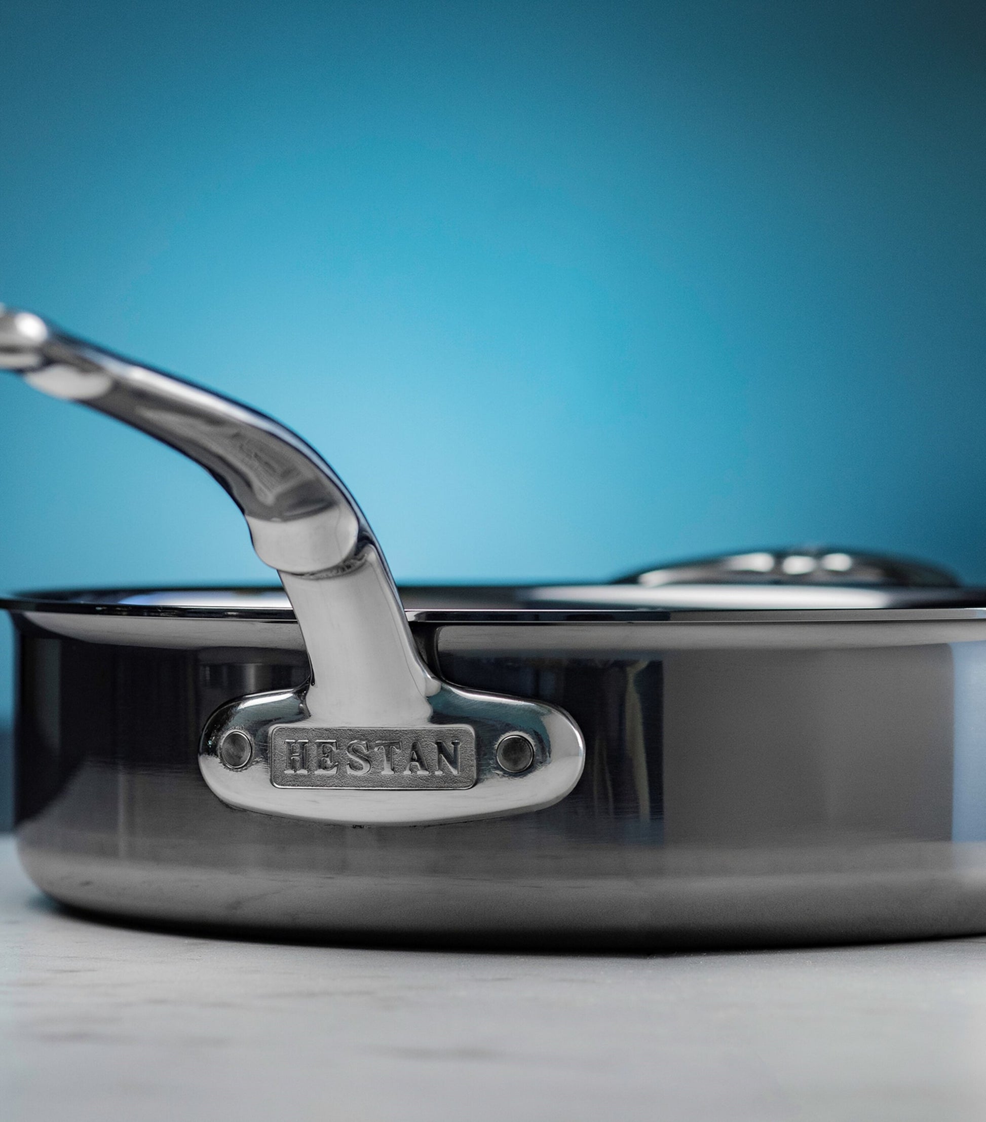 Stainless Steel NanoBond Sauté Pan with Lid (26cm)