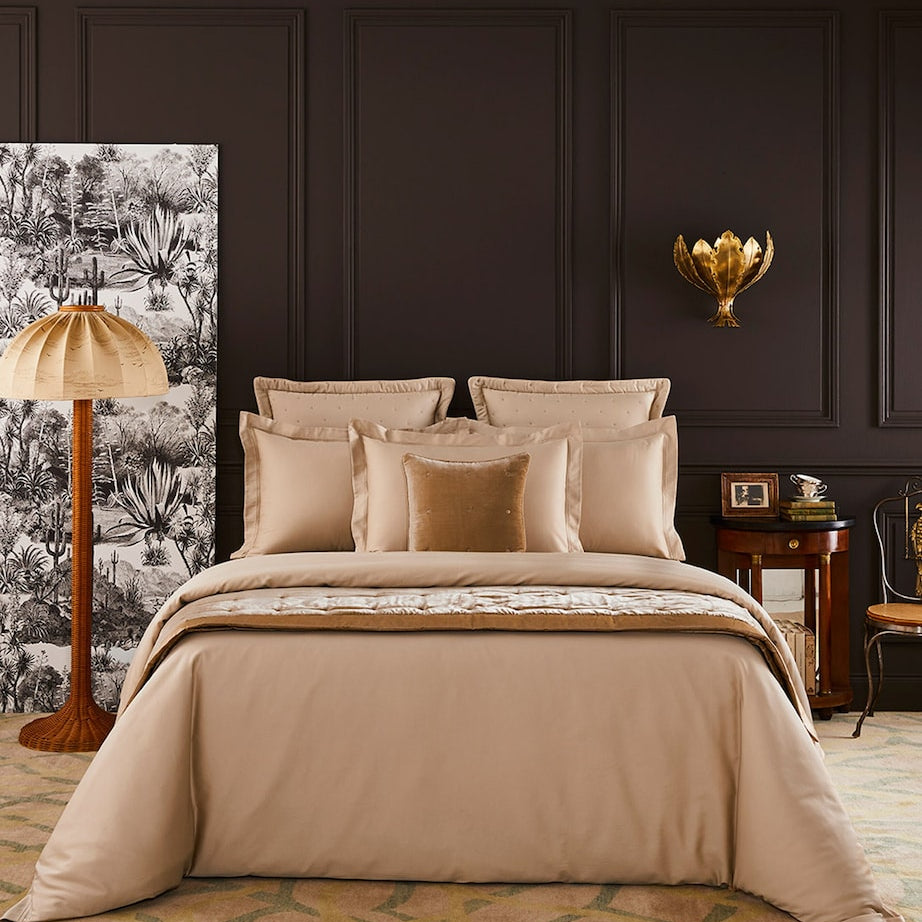 Triomphe Double Duvet Cover (200cm x 200cm)