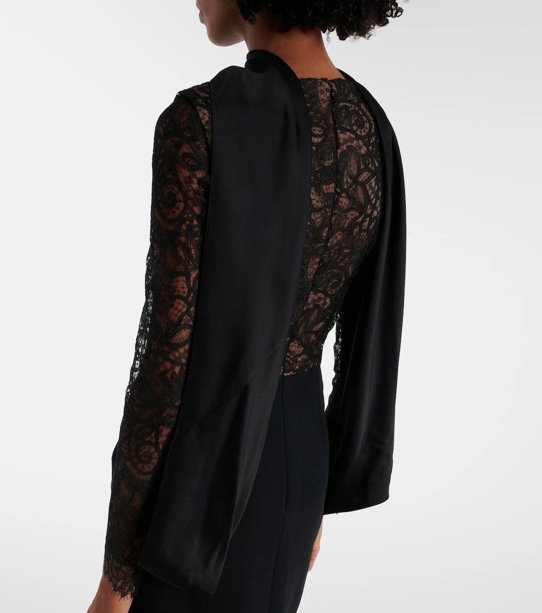 Safiyaa - Serryna lace gown