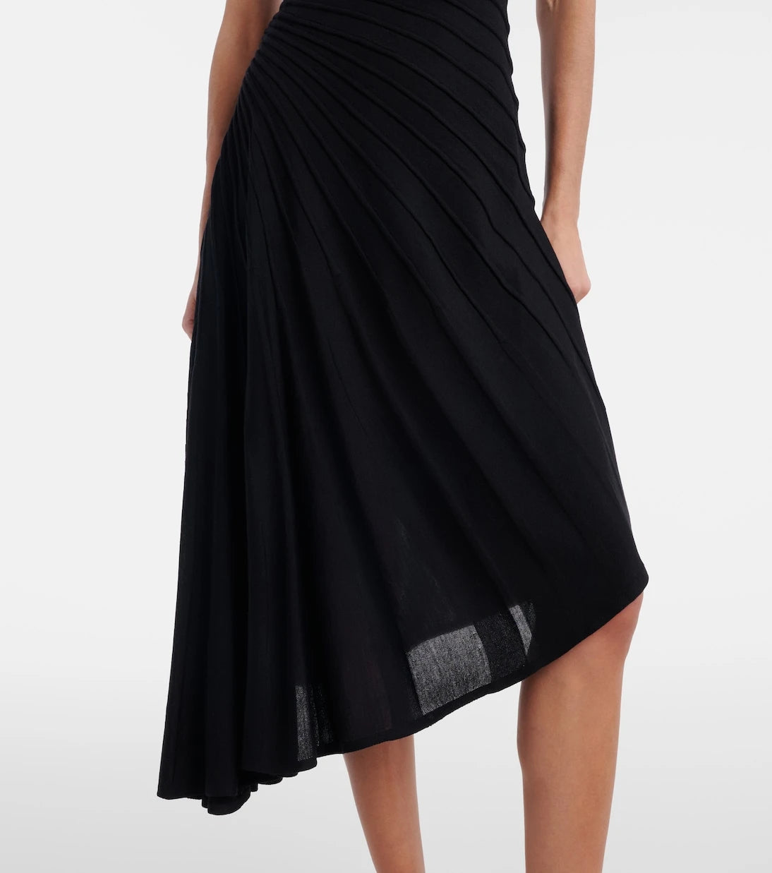 Alaïa - فستان ميدي غير متماثل من صوف بكر