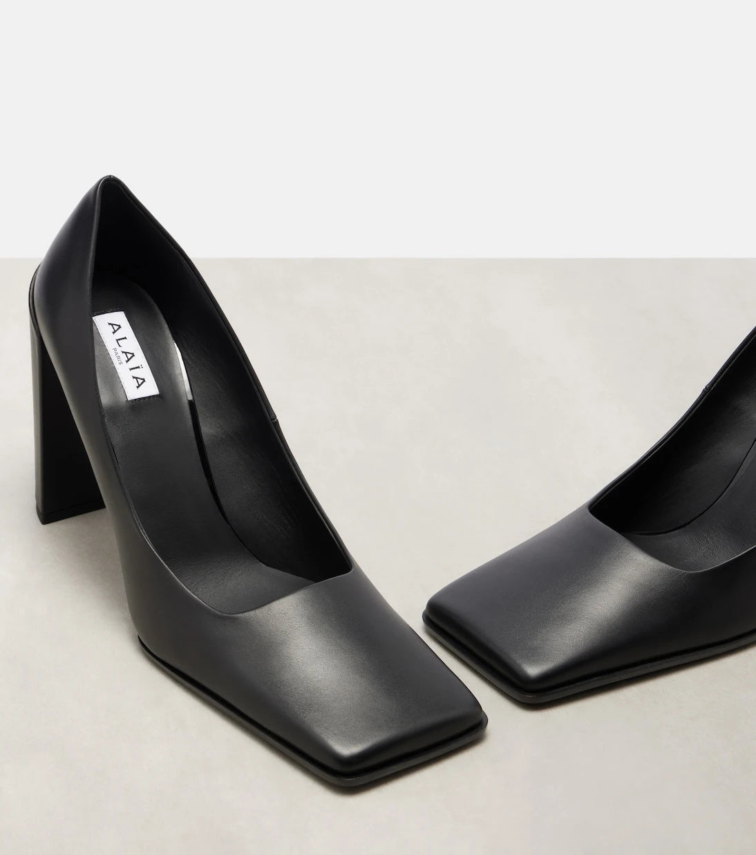 Alaïa - Square leather pumps