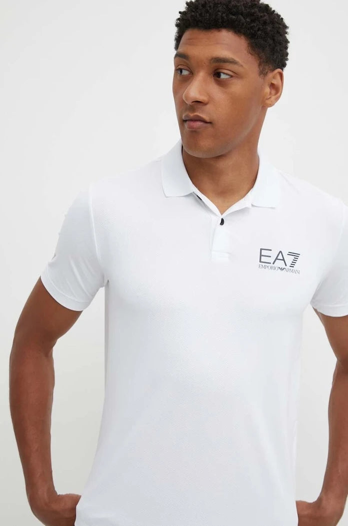 EA7 Emporio Armani antrenman yakalı tişört