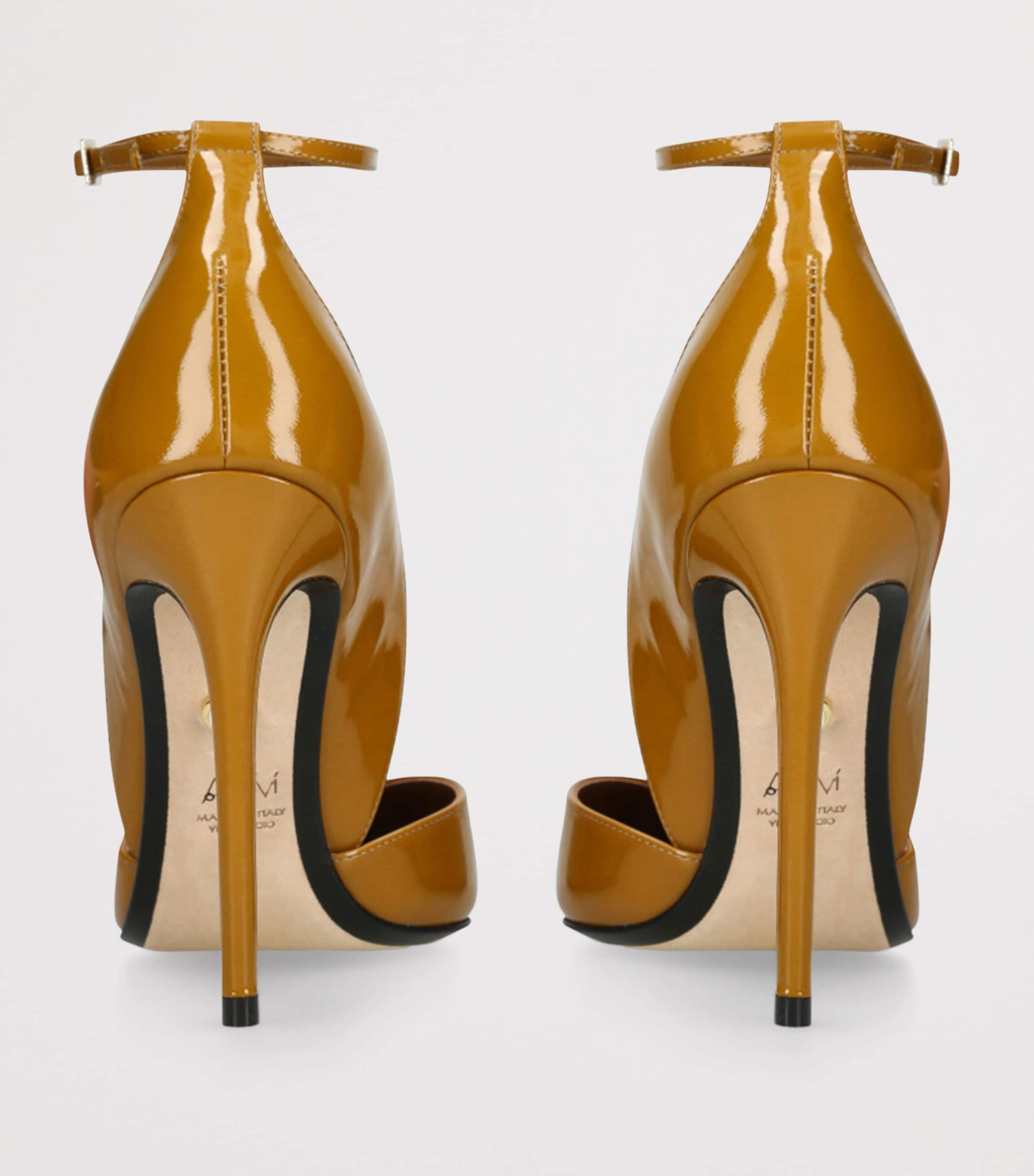 Patent Leather Camilla Pumps 110