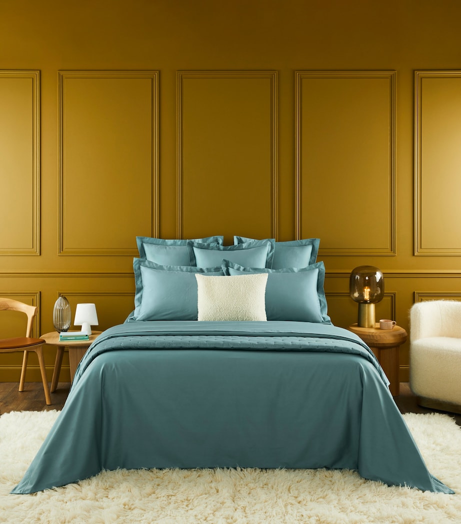 Triomphe King Oxford Pillowcase (50cm x 90cm)