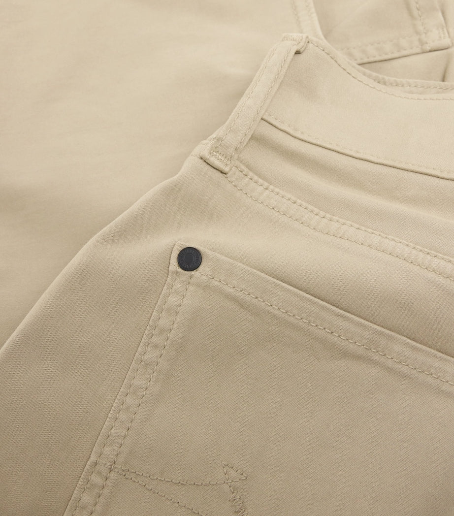 Luxe Performance Plus Slimmy Tapered Chinos