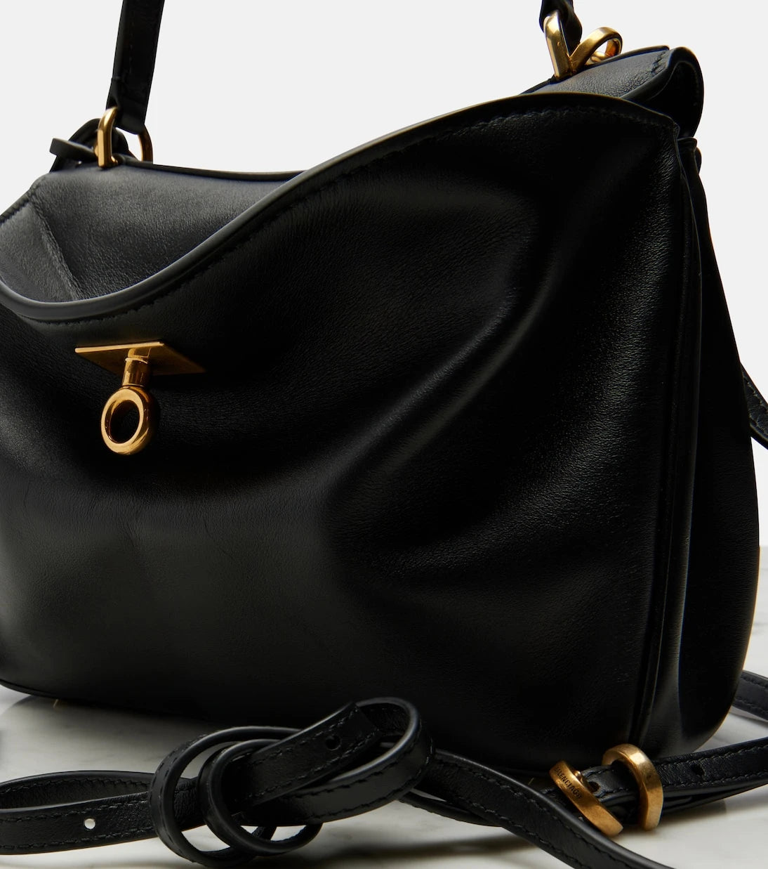 Balenciaga - حقيبة روديو توت صغيرة من الجلد