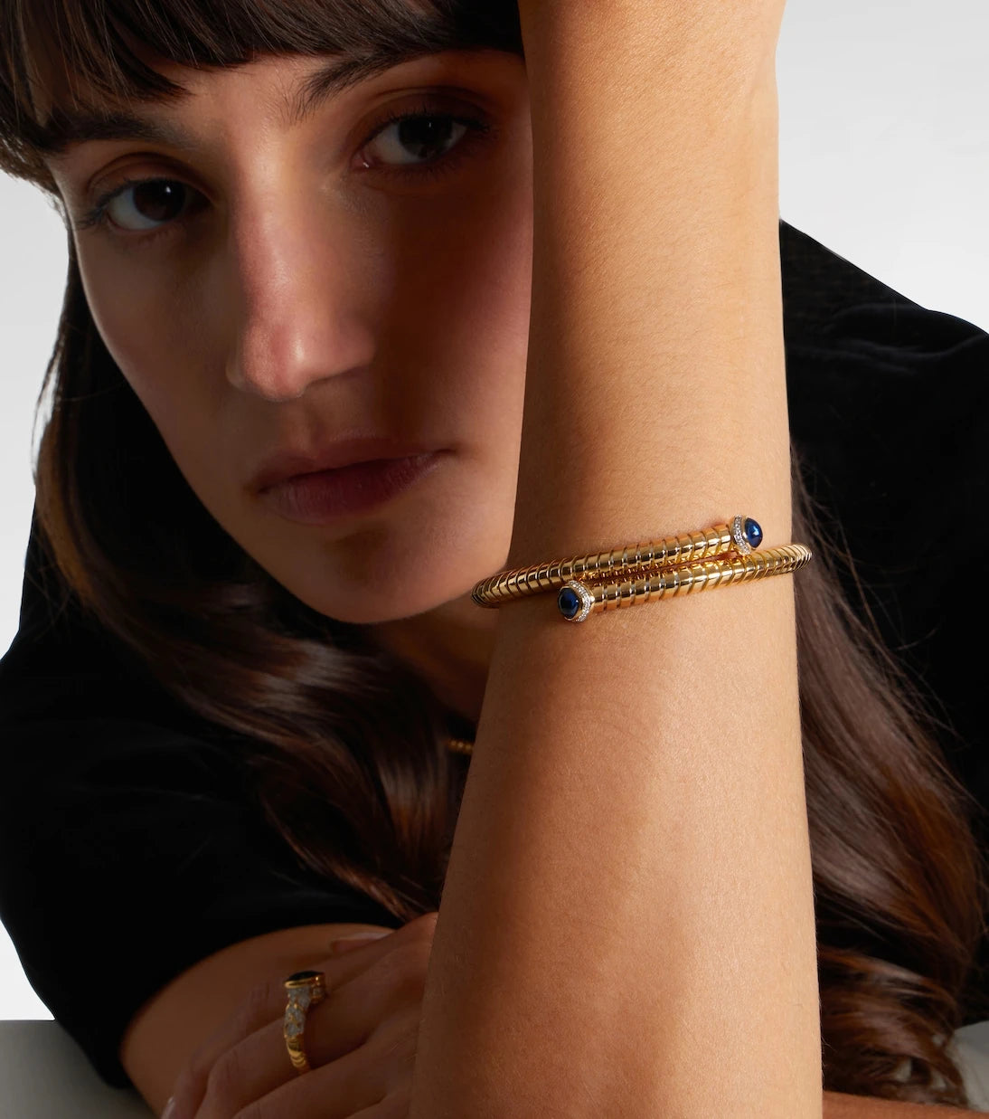 Marina B - 18kt yellow gold bangle with blue sapphires and diamonds