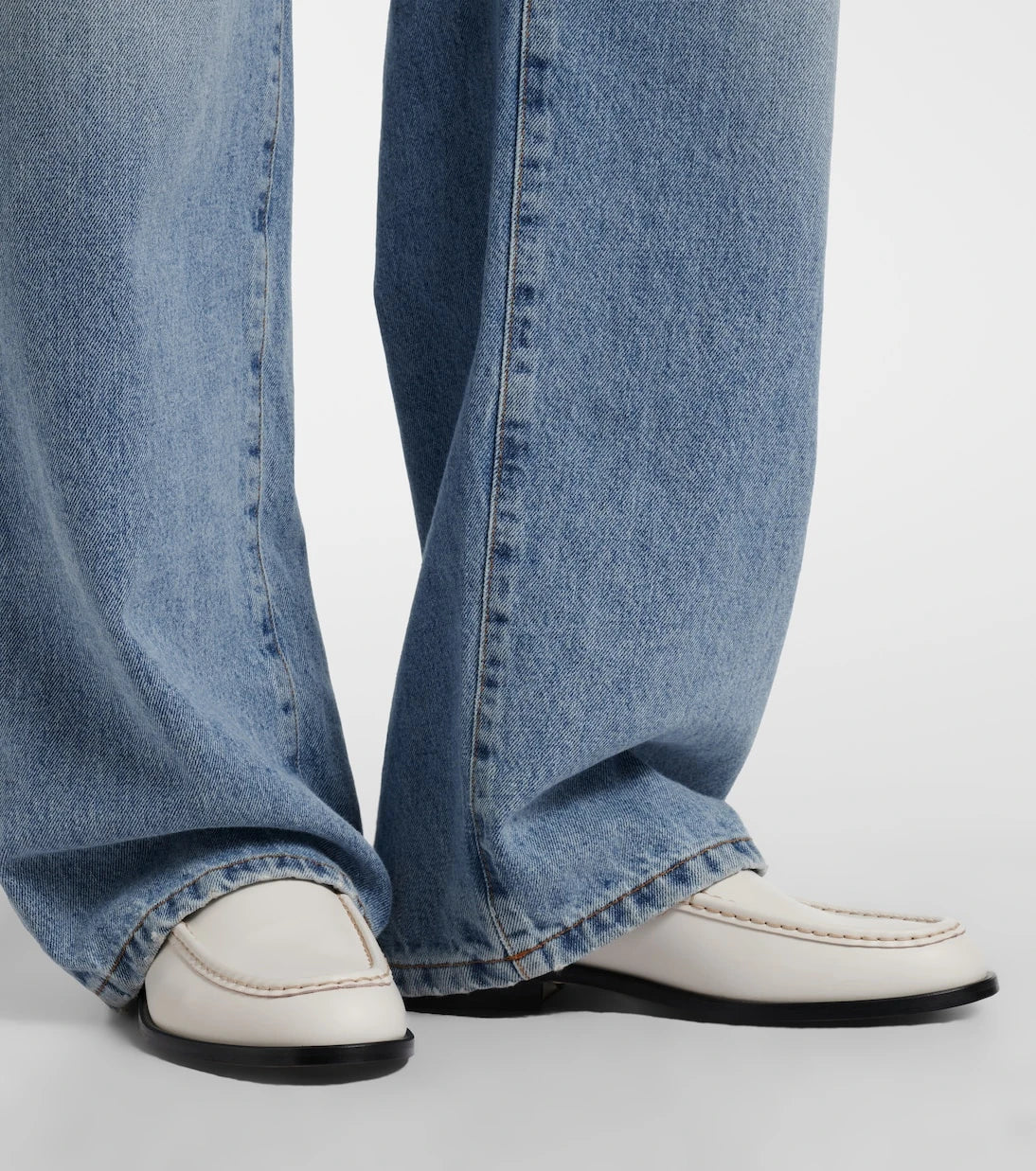 Tod's - حذاء لوفرز جلدي