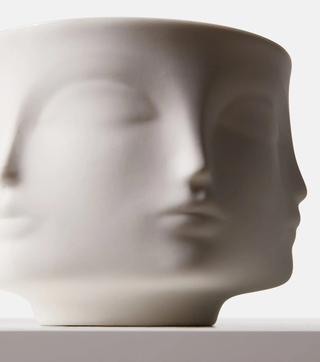 Jonathan Adler - Muse Blanc porcelain scented candle