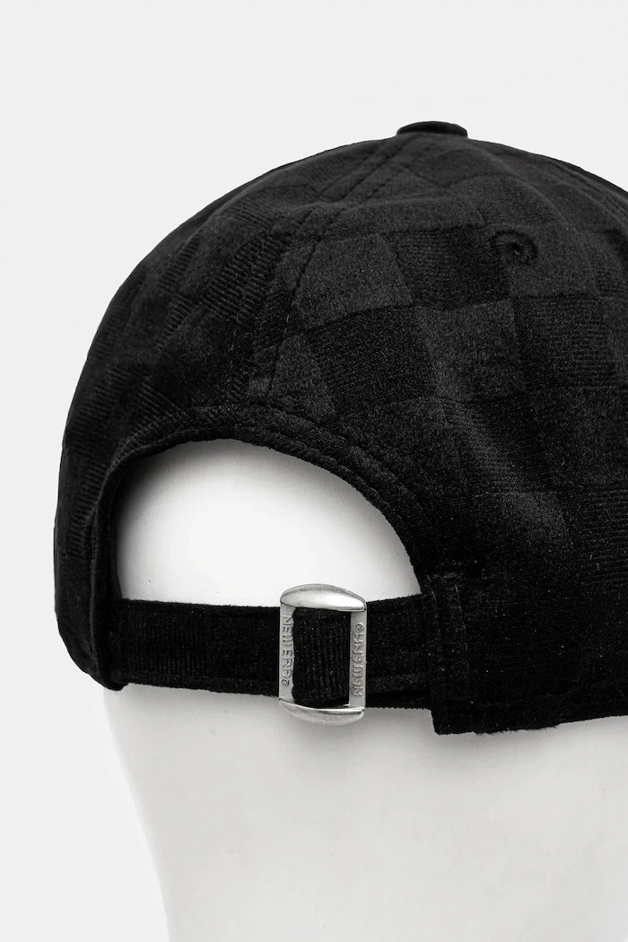 Кадифена шапка с козирка New Era Tonal Check 940 Lakers