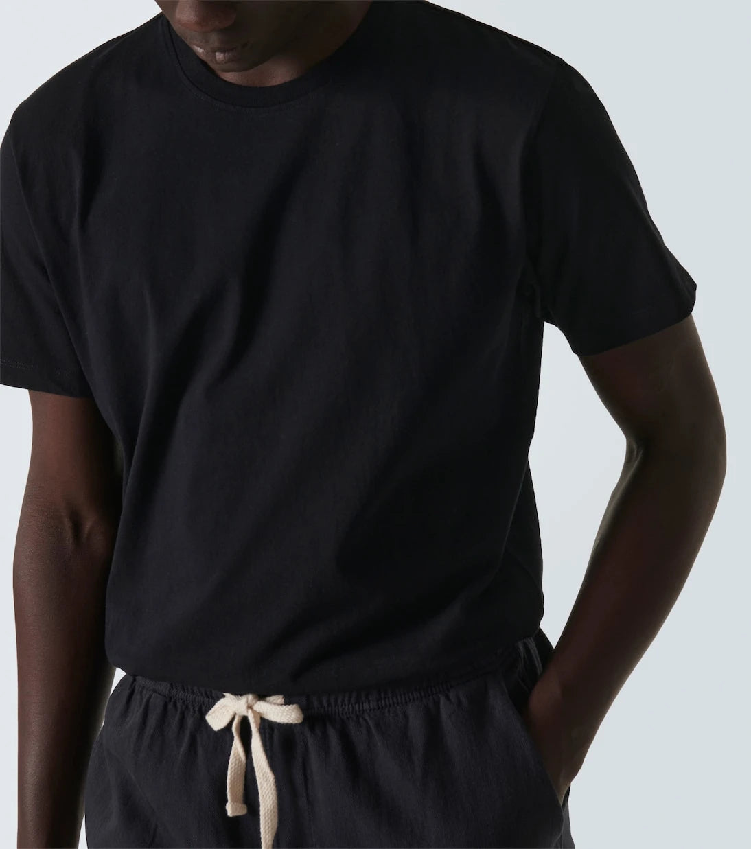 Frame - تي شيرت قطني بشعار العلامة التجارية