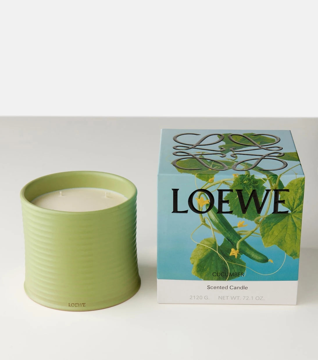 Loewe Home Scents - شمعة الخيار الكبيرة