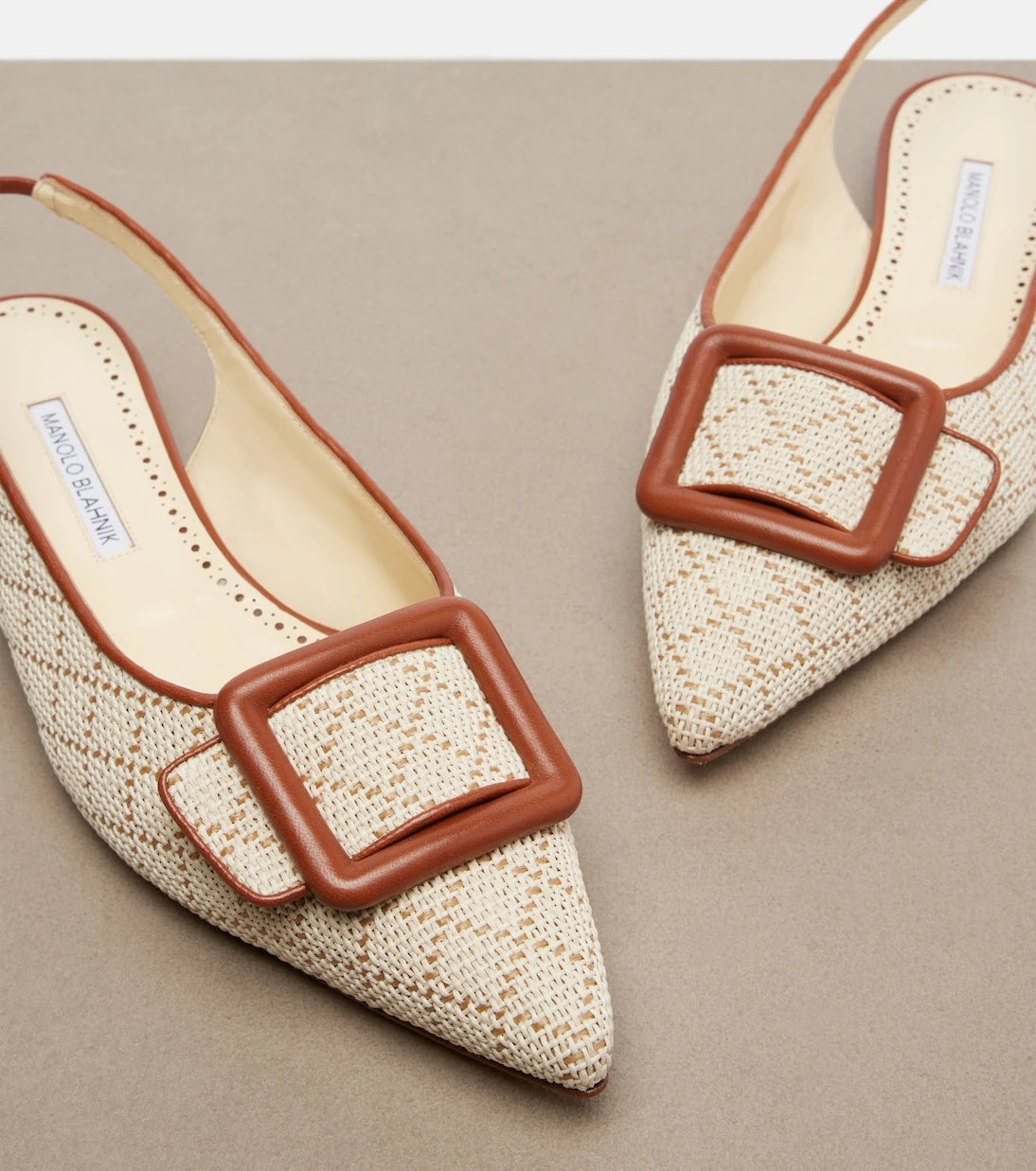 Manolo Blahnik - Maylura raffia-effect slingback flats