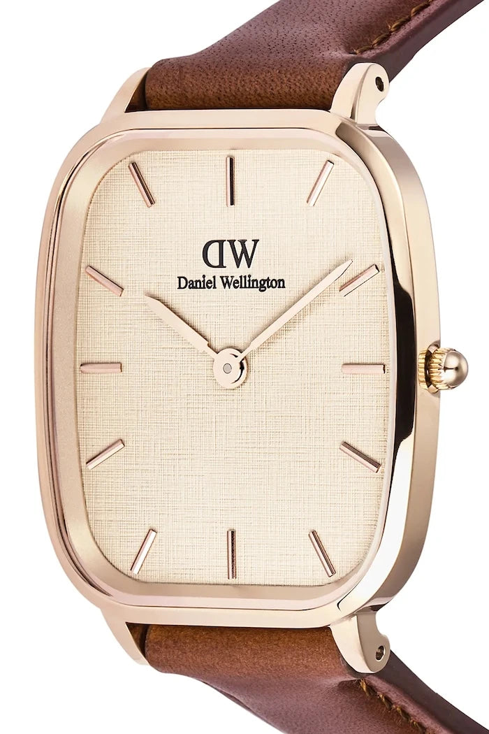 Часовник Daniel Wellington