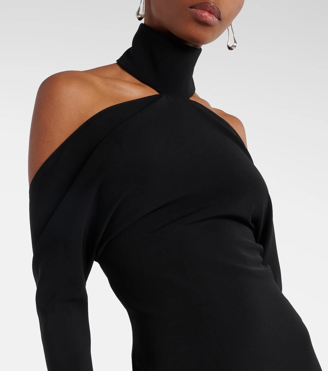 Courrèges - Circle open-back high-neck gown