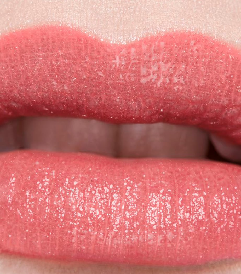 CHANEL Rouge Coco Baume