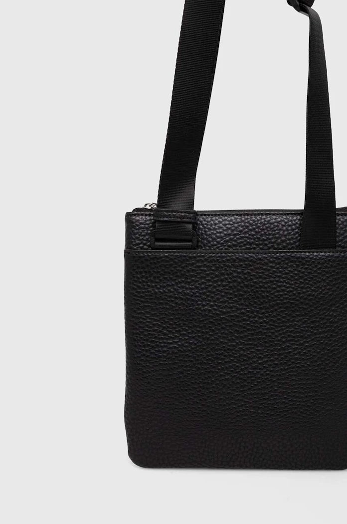 Чанта през рамо Armani Exchange