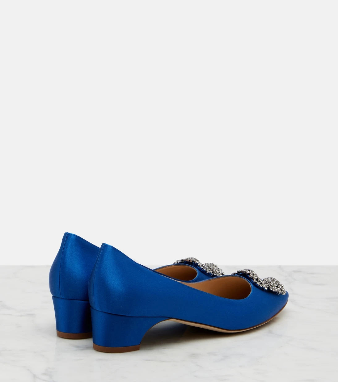Manolo Blahnik - Hangisi embellished satin pumps