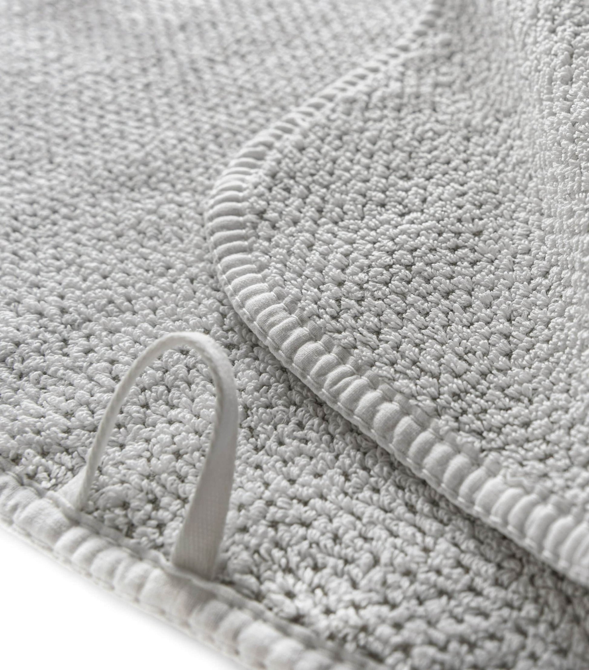 Bee Waffle Bath Towel (70cm x 140cm)