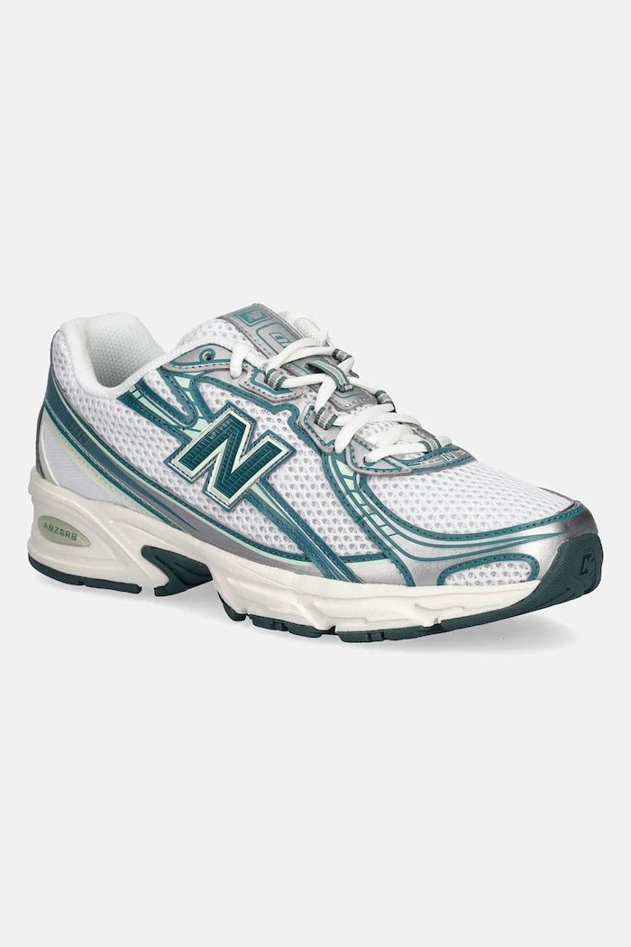 Маратонки New Balance 740