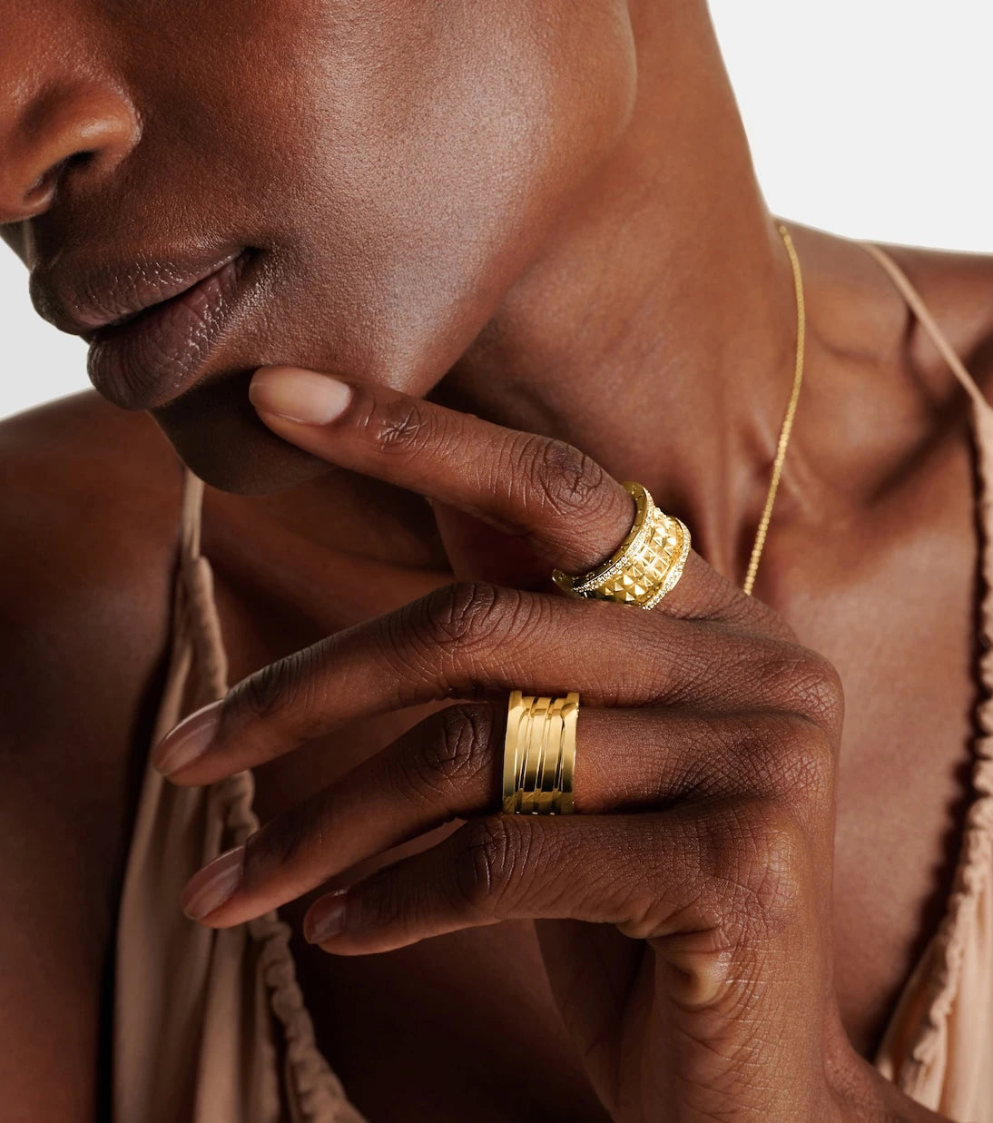 Bvlgari - B.zero1 18kt gold ring