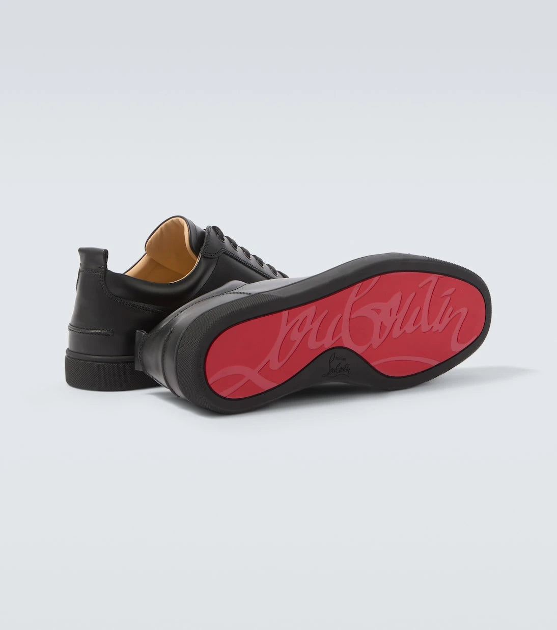Christian Louboutin - حذاء لوي جونيور سنيكرز جلديّ بحواف مرصعة