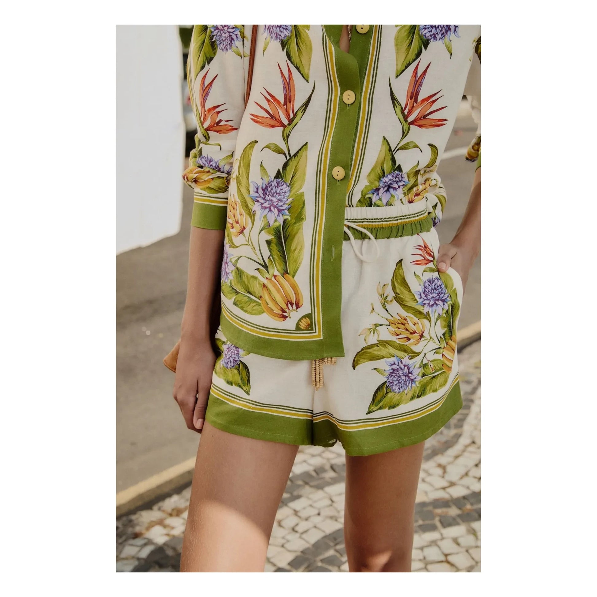 Farm Rio - Tropical shorts  | Sand