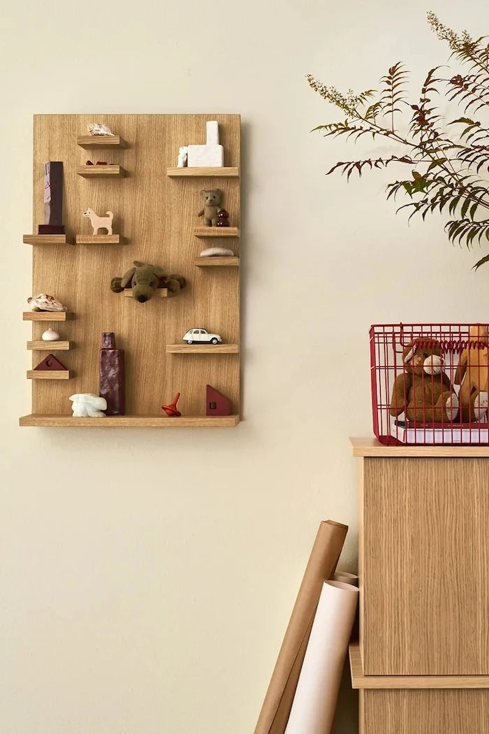 Стенен рафт ferm LIVING Parade