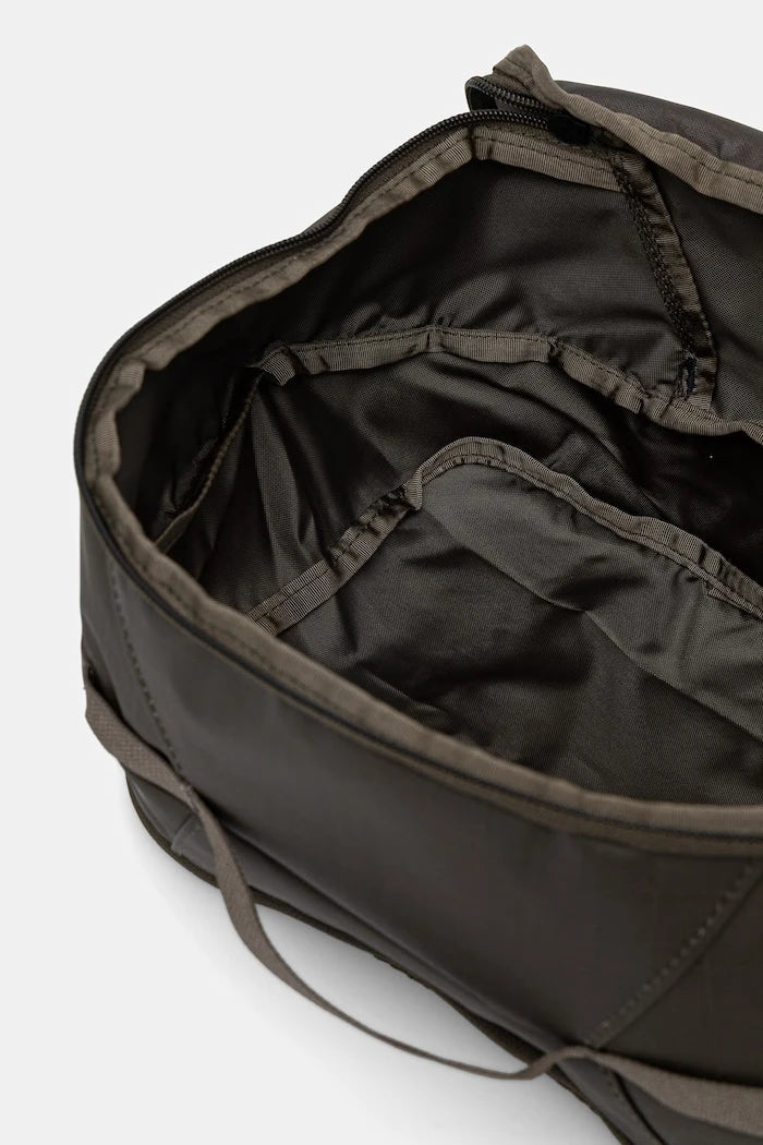 The North Face kozmetik çantası BASE CAMP VOYAGER CUBE 14L