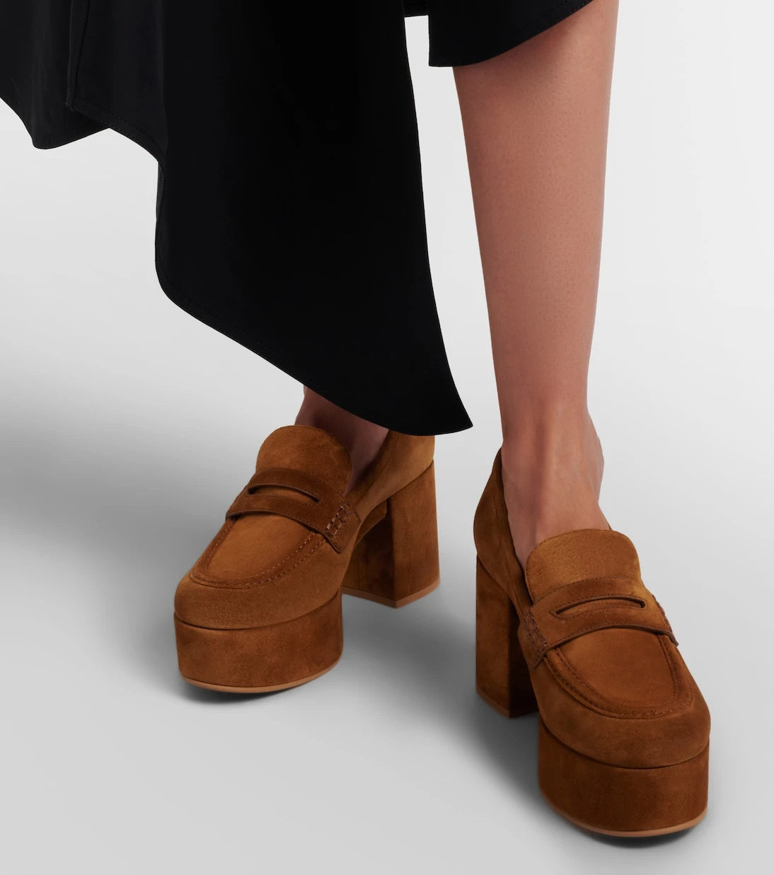 Gianvito Rossi - Jenna suede loafer pumps