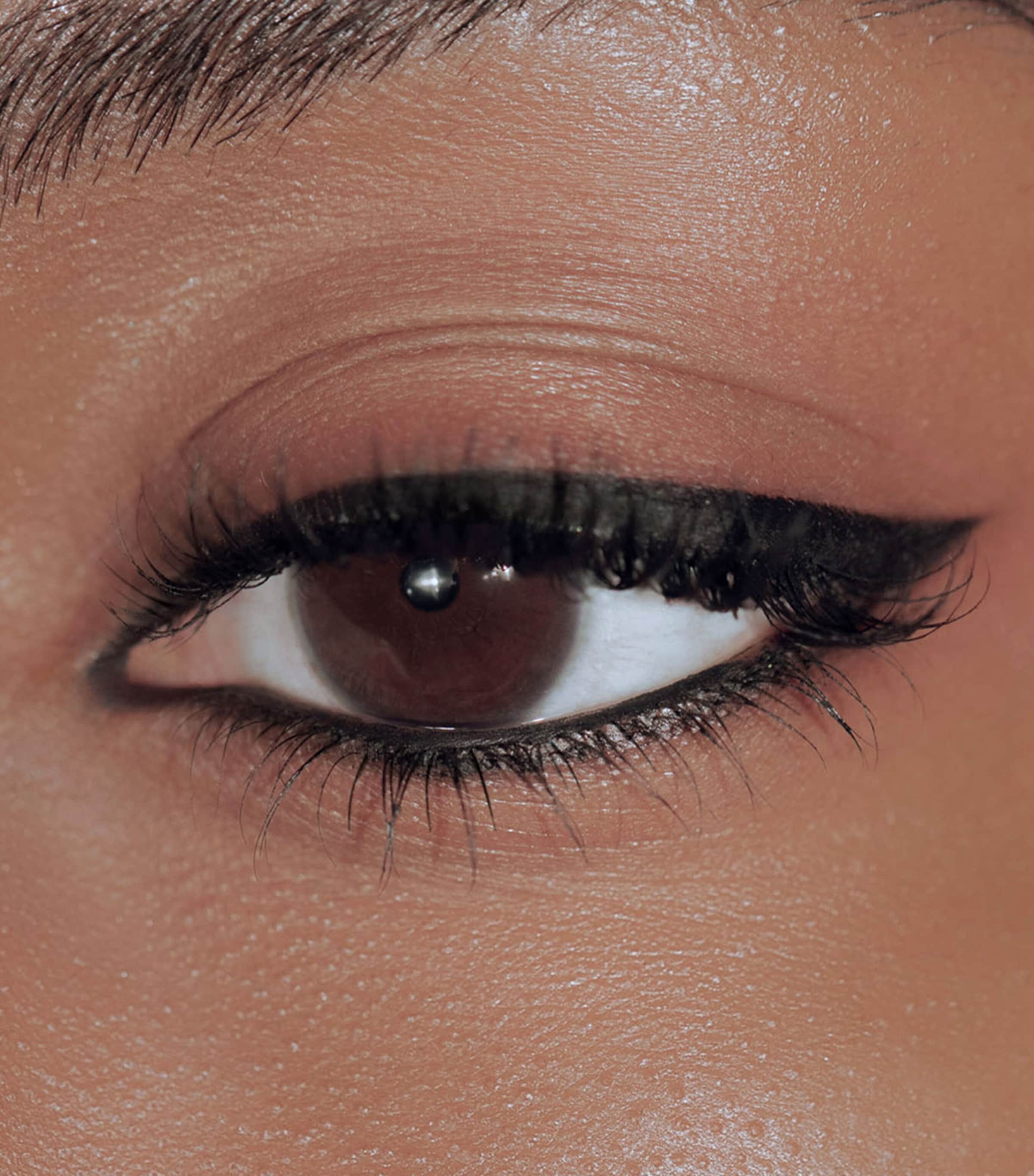 Victoria Beckham Beauty Satin Kajal Eyeliner