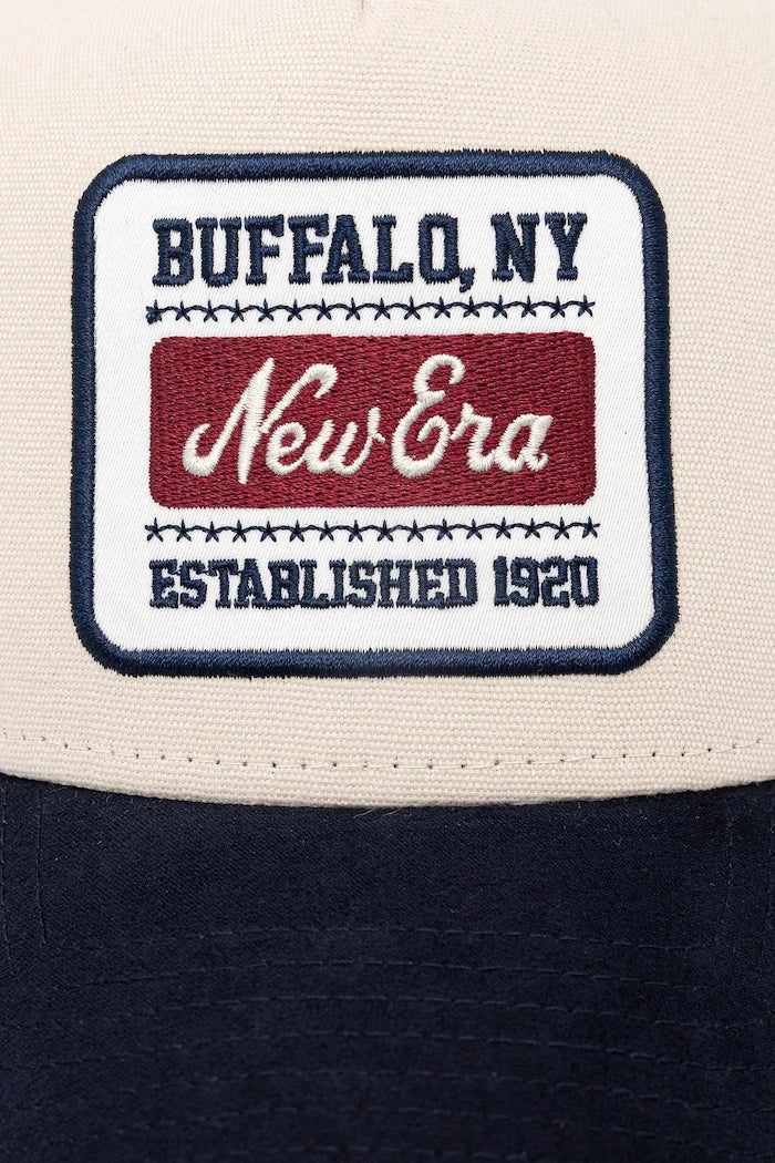 Памучна шапка с козирка New Era PATCH SUEDE E-FRAME